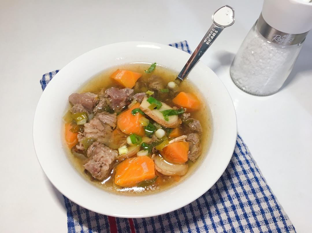 砂锅牛肉筋