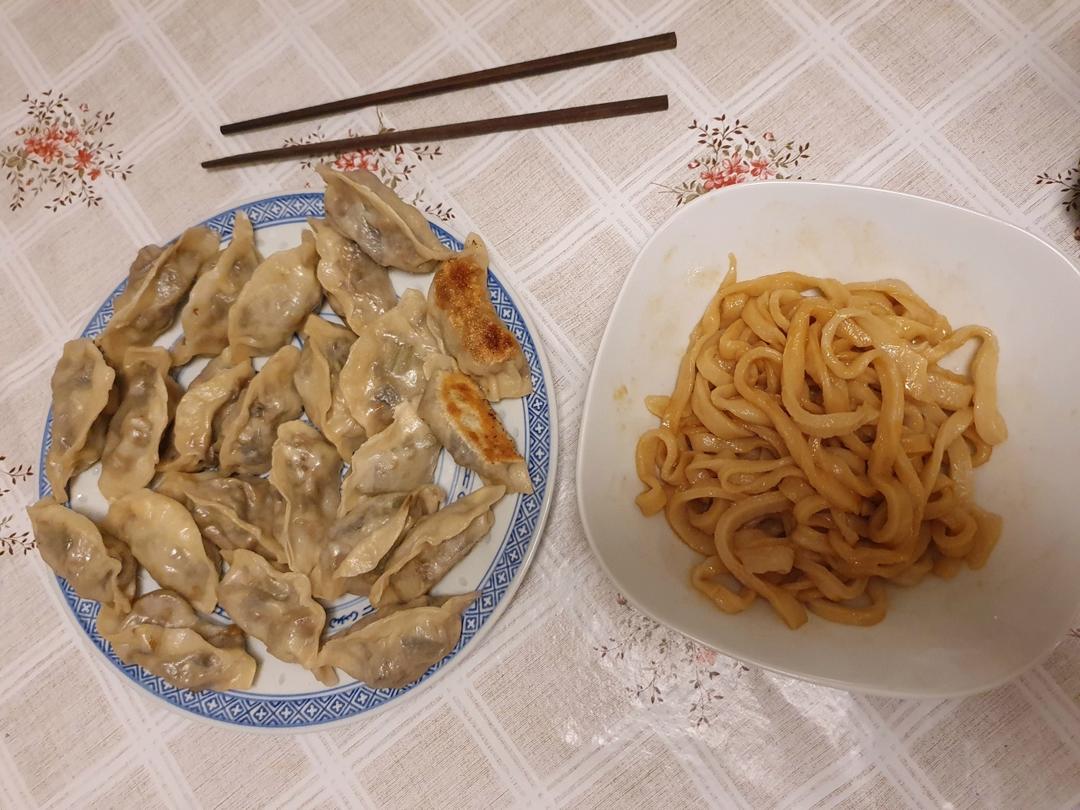 手工揉面三分钟，又韧又薄又好包的饺子皮