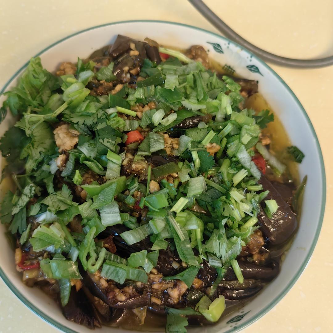 开胃下饭菜！巨简单的家常鱼香茄子煲