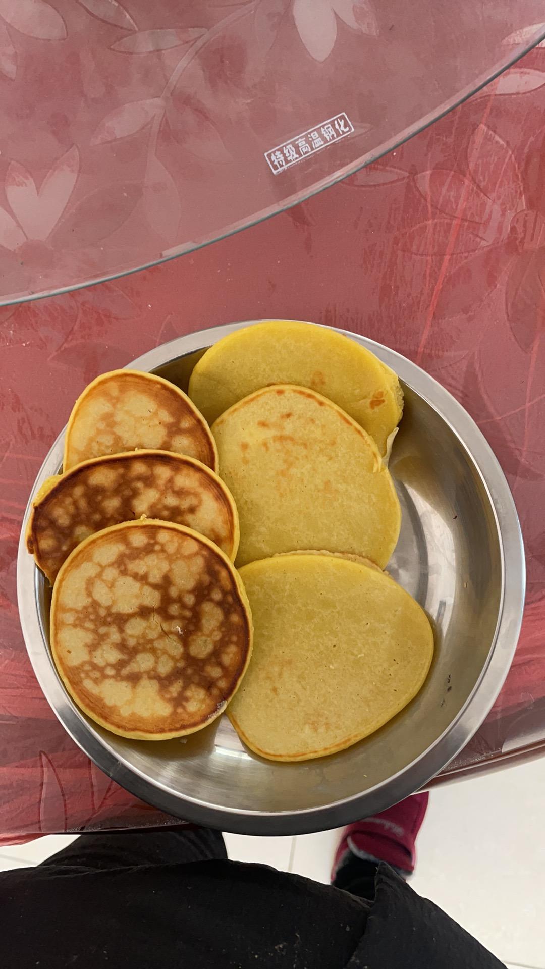 宝宝辅食：苹果奶香松饼