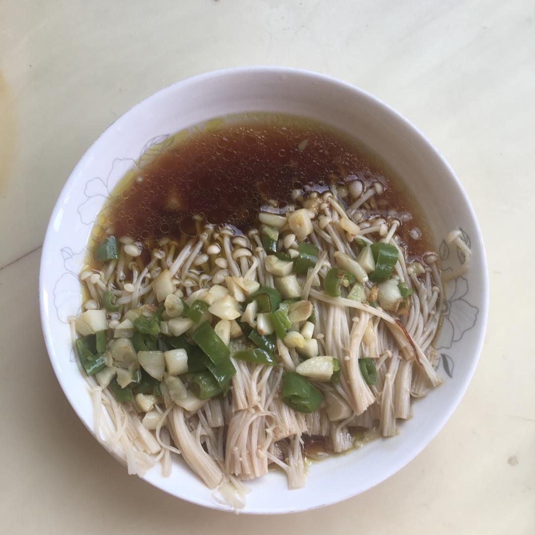 蒜蓉蒸金针菇