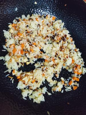 膏蟹蒸饭红鲟蒸糯米饭的做法 步骤9