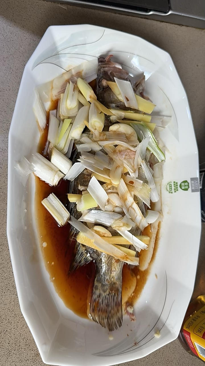 清蒸鲈鱼