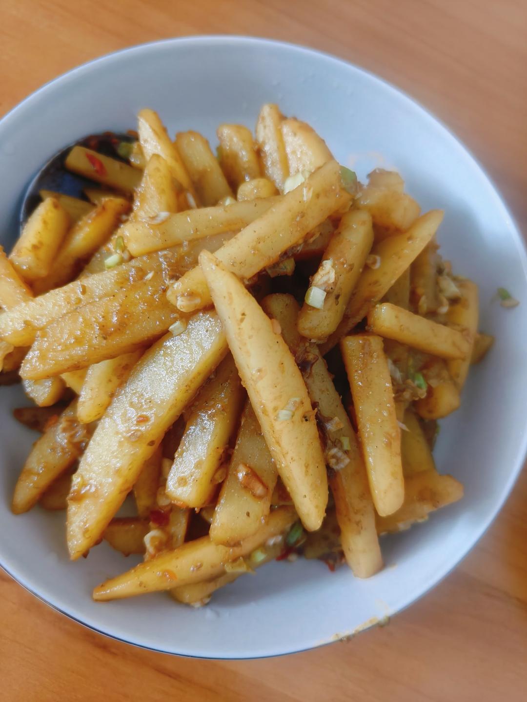 好吃到女朋友再也不会点外卖的天蚕土豆（狼牙土豆也是它）