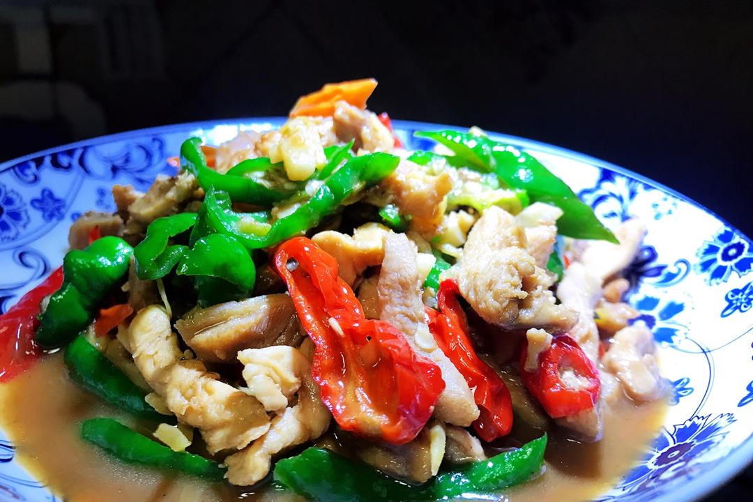 蚝油姜丝炒鸡肉