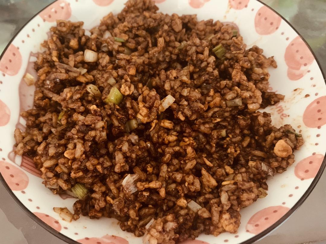 酱油炒饭(超级简单)
