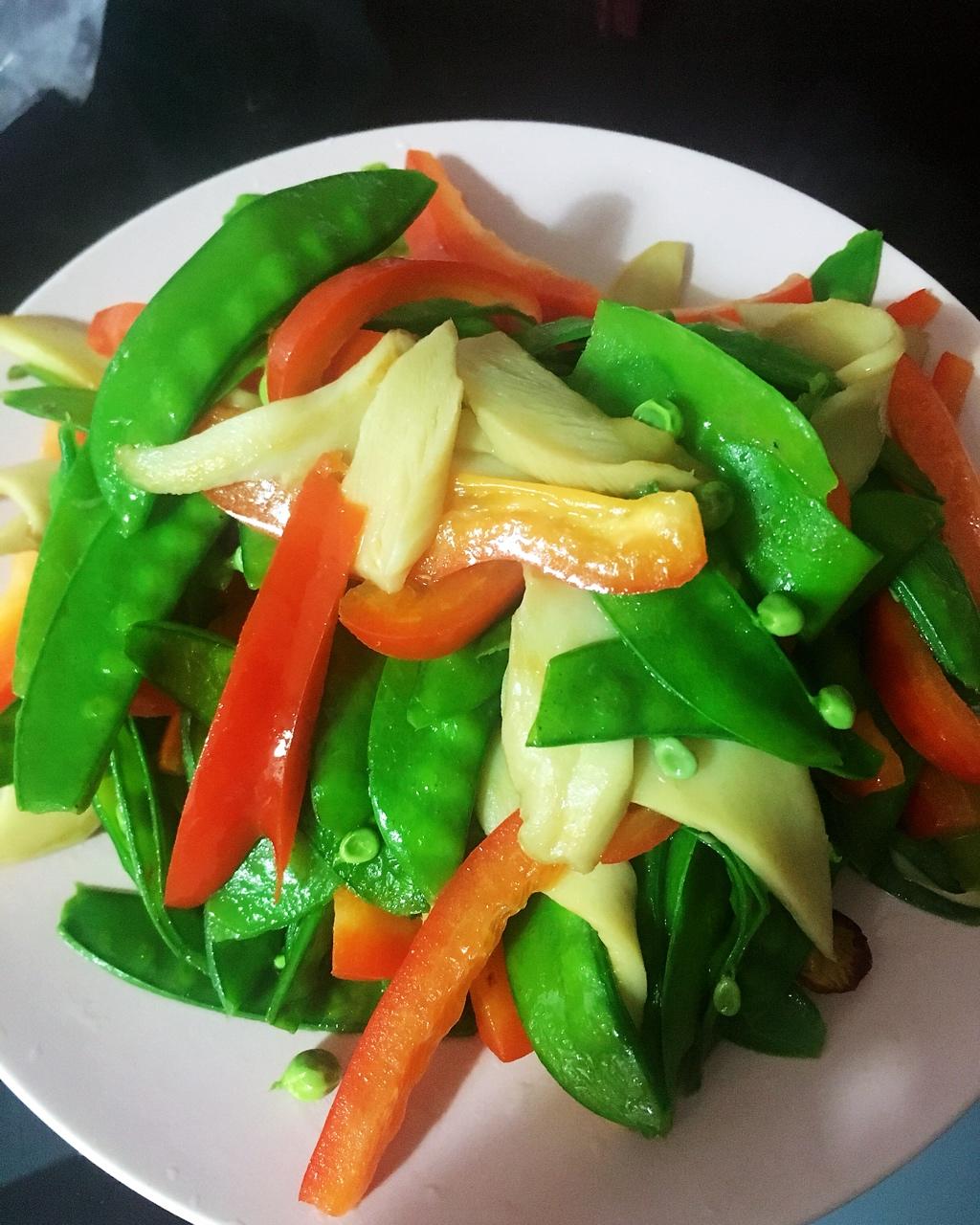 杏鲍菇炒荷兰豆