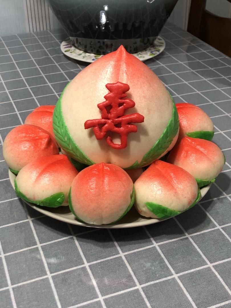 专业书匠业余厨子做的老人生日纯手工祝寿寿桃