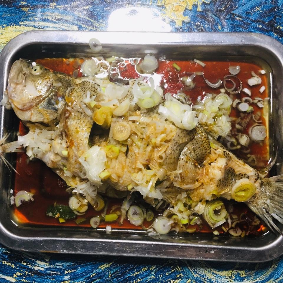 清蒸鲈鱼，三步搞定！