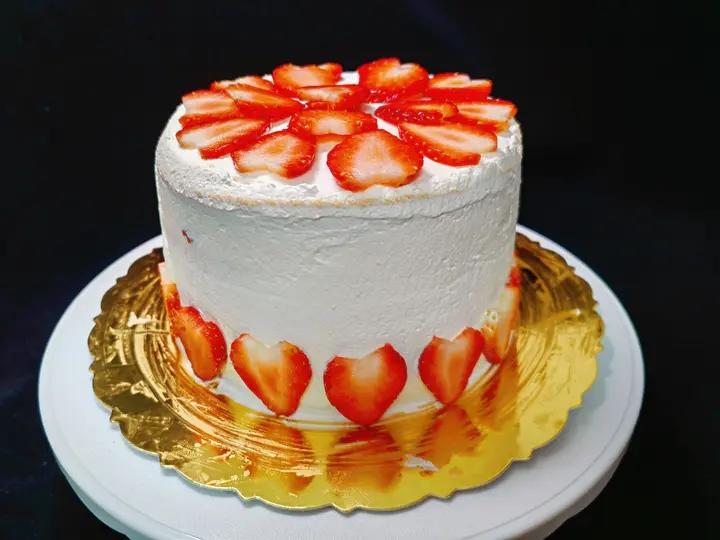 不会抹奶油也可以做的水果裸蛋糕～