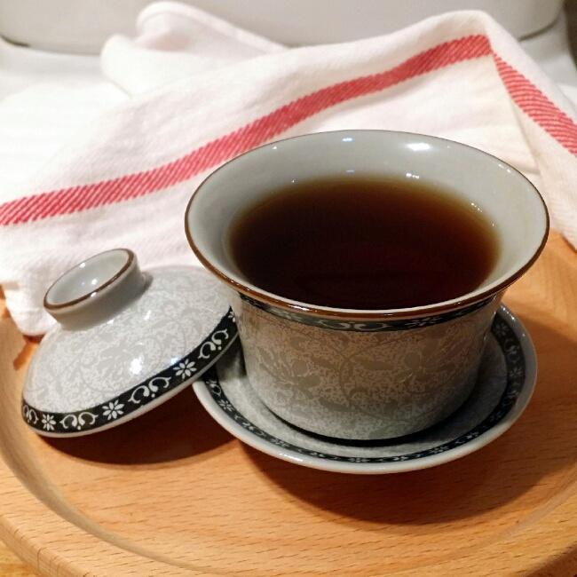 灵芝鸡骨草护肝茶的做法