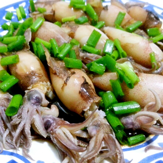 白皙同学做的白灼鱿鱼仔