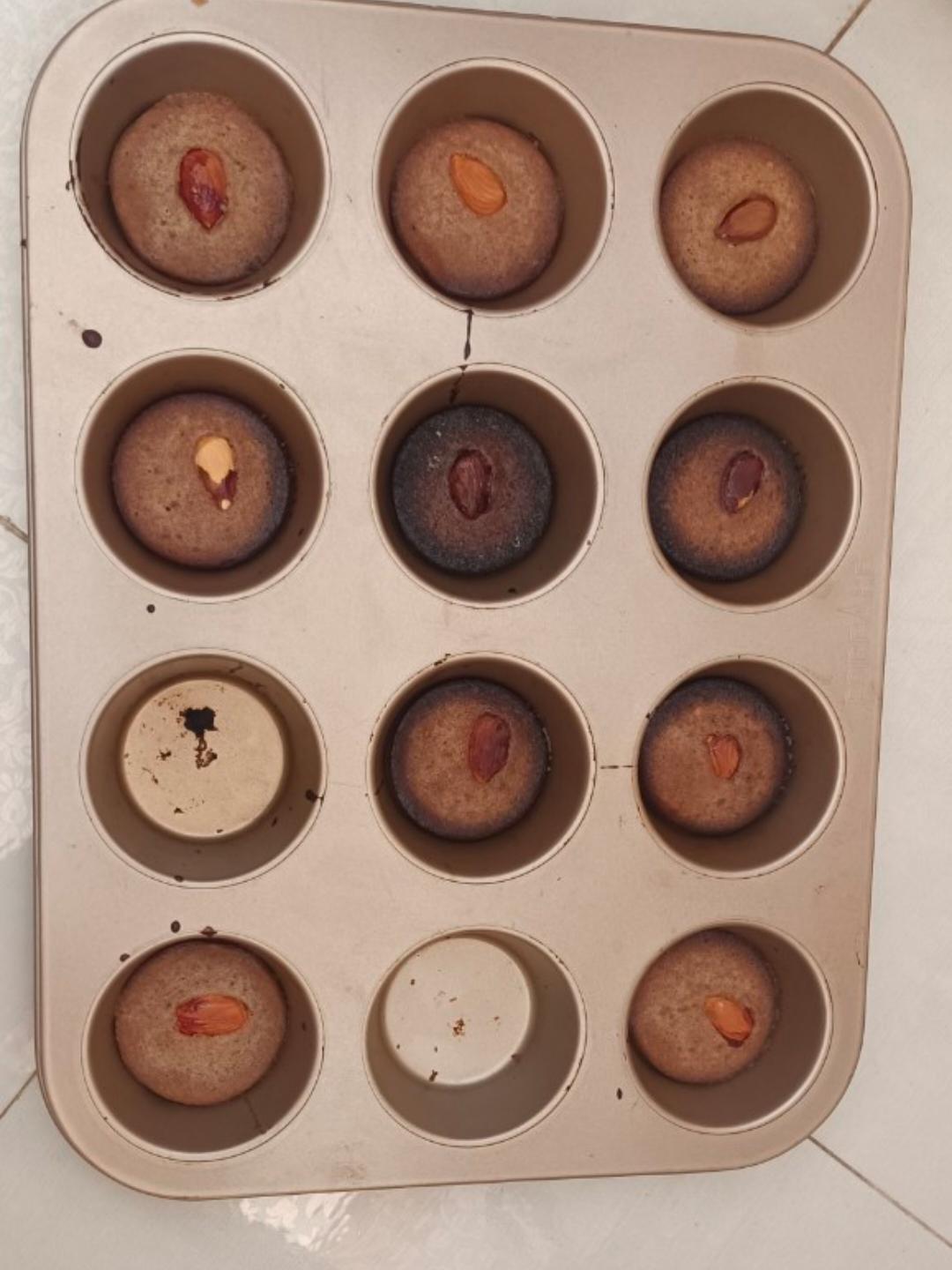 可可杏仁薄脆小饼干，一口一个根本停不下来