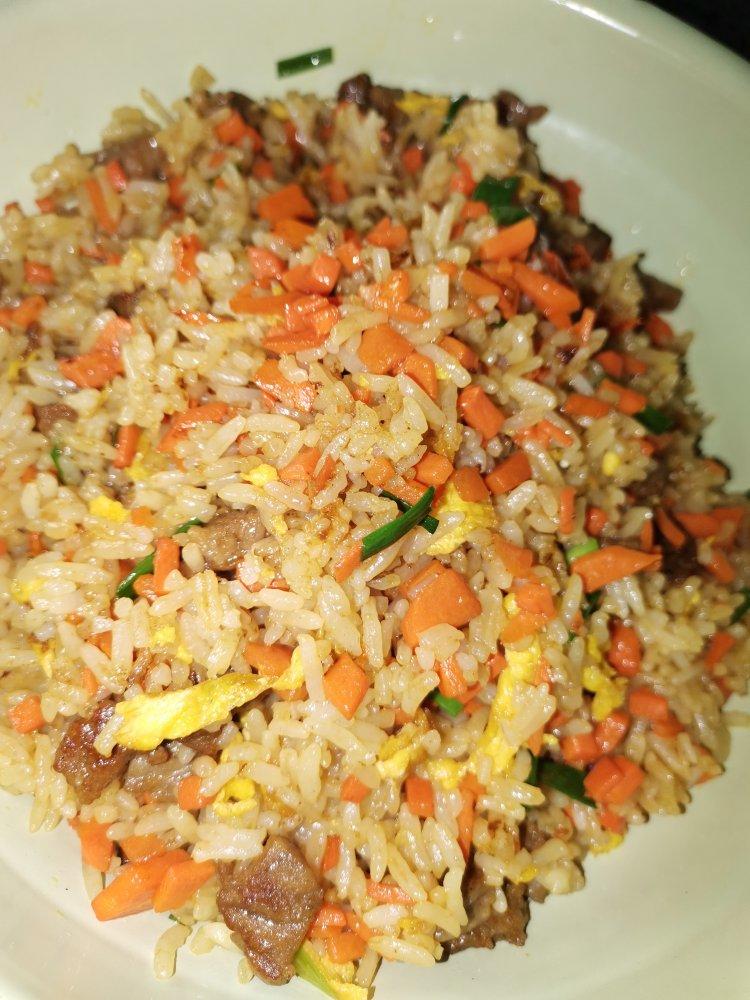 牛排炒饭