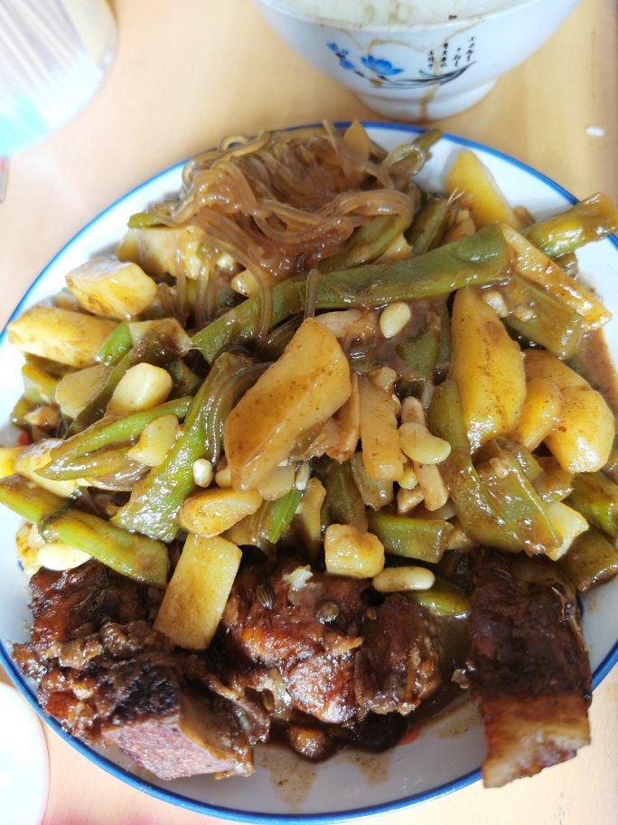小炖肉-土豆豆角