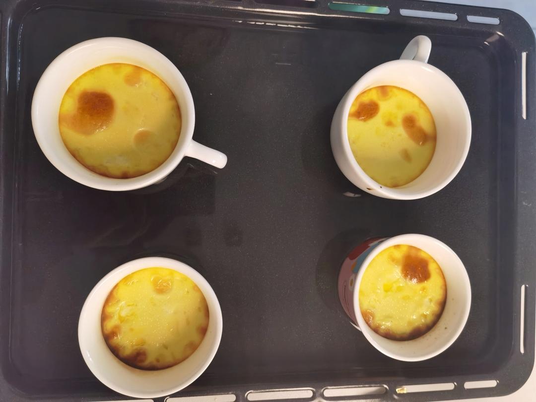超简单的布丁（消耗淡奶油的美味点心）