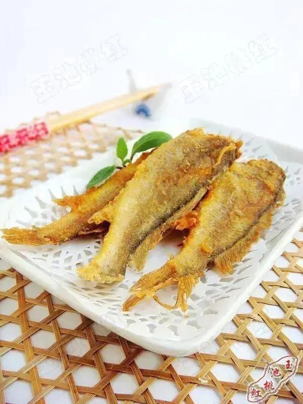 酥炸小黄花鱼