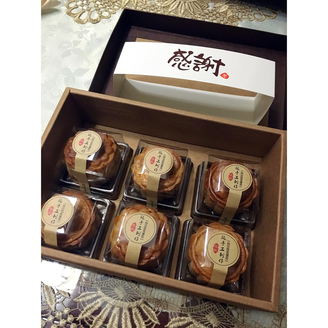 广式月饼——蛋黄莲蓉月饼