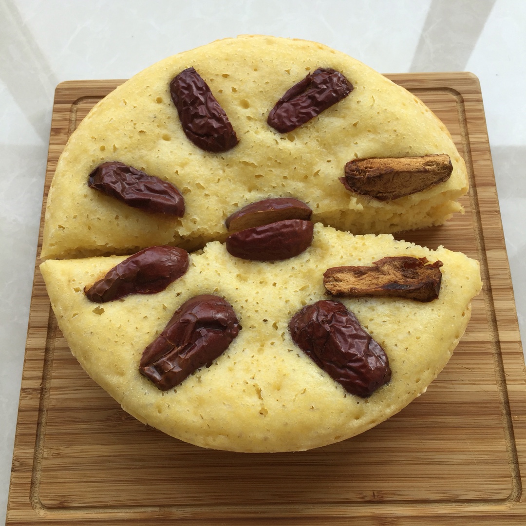 枸杞玉米面发糕