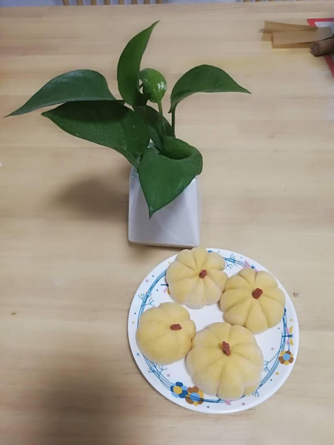 一次性发酵万圣节南瓜馒头，这样做小孩子多吃俩