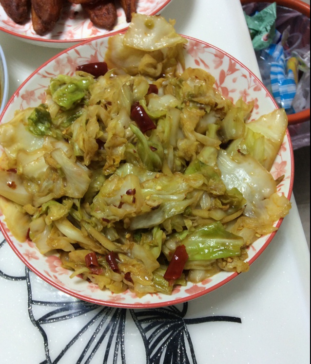 阿婆手撕包菜