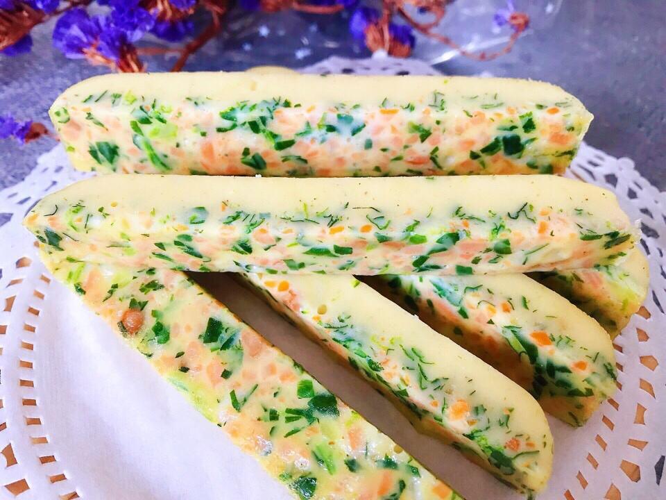 宝宝辅食~彩蔬手指条（菠菜、胡萝卜）