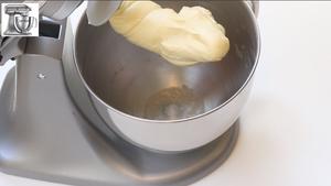 椰奶奶酪面包极致香软弹的做法 步骤5