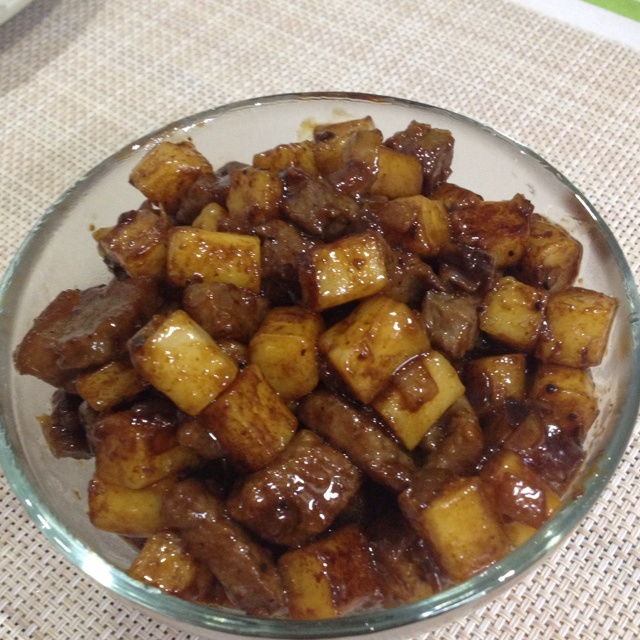 黑椒年糕牛肉粒
