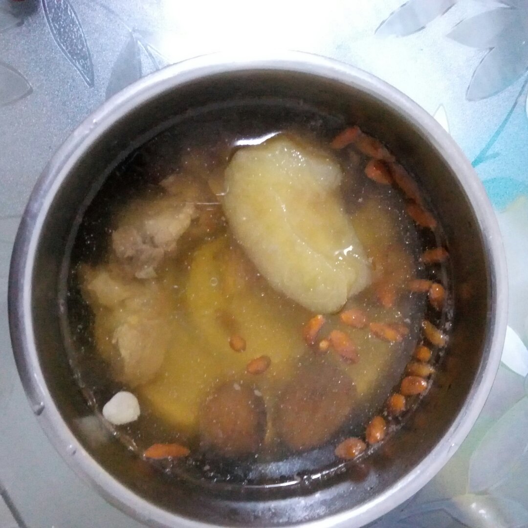 苹果雪梨瘦肉汤