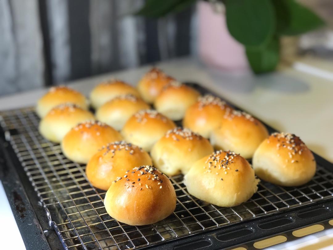 奶黄小餐包-一次发酵超好吃（附快手奶黄馅制作方法）