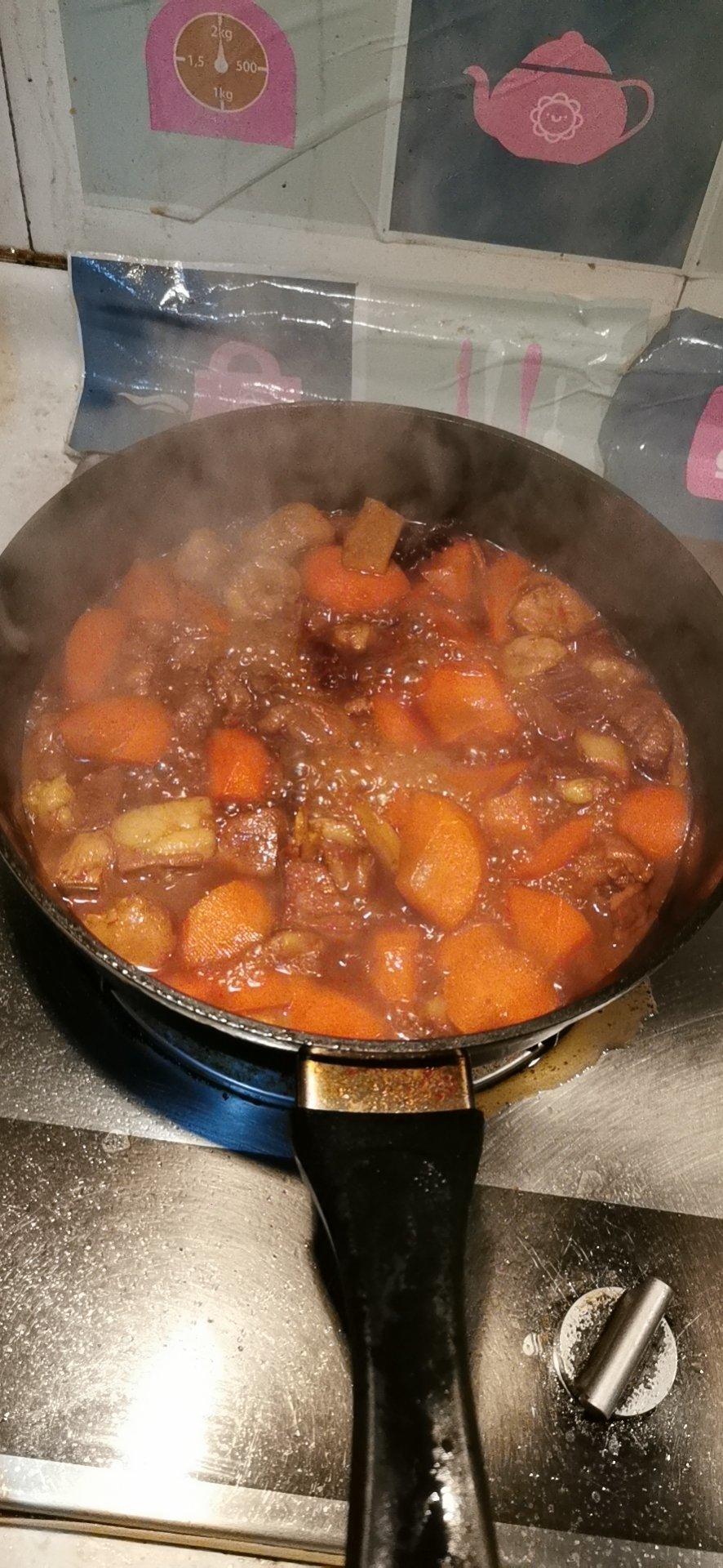 红烧羊肉炖胡萝卜