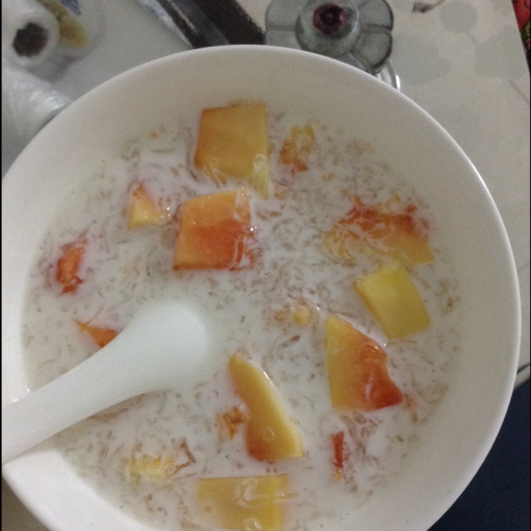 木瓜牛奶炖燕窝