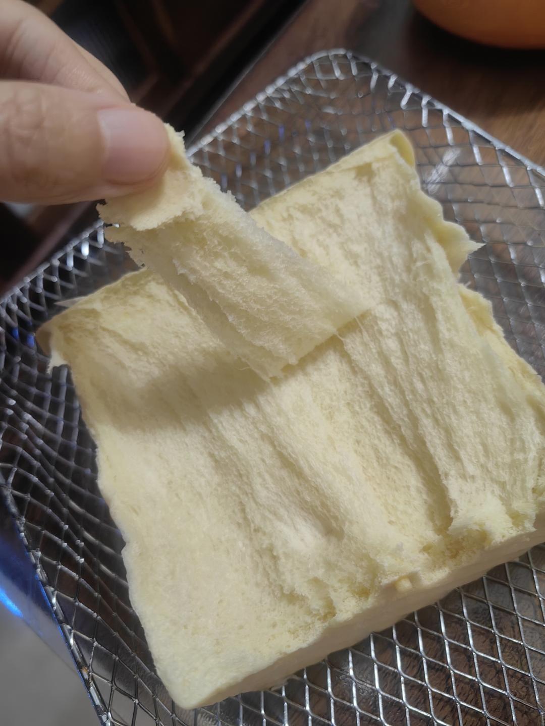 吐司，奶香手撕面包，超级香浓