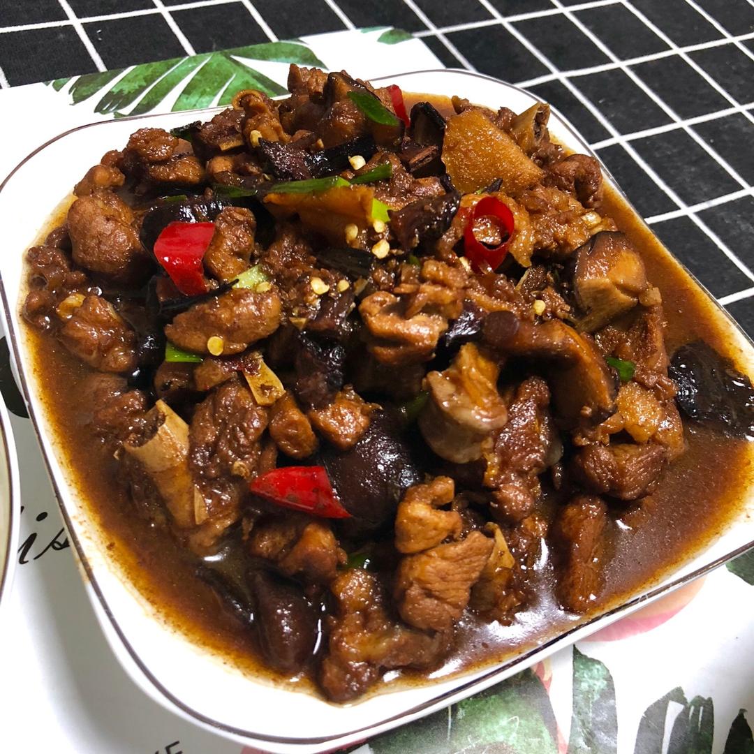 香菇炖鸡