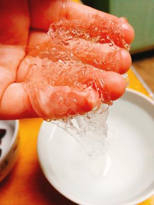 金银耳蔓越莓雪燕桃胶皂角米枸杞羹的做法 步骤7