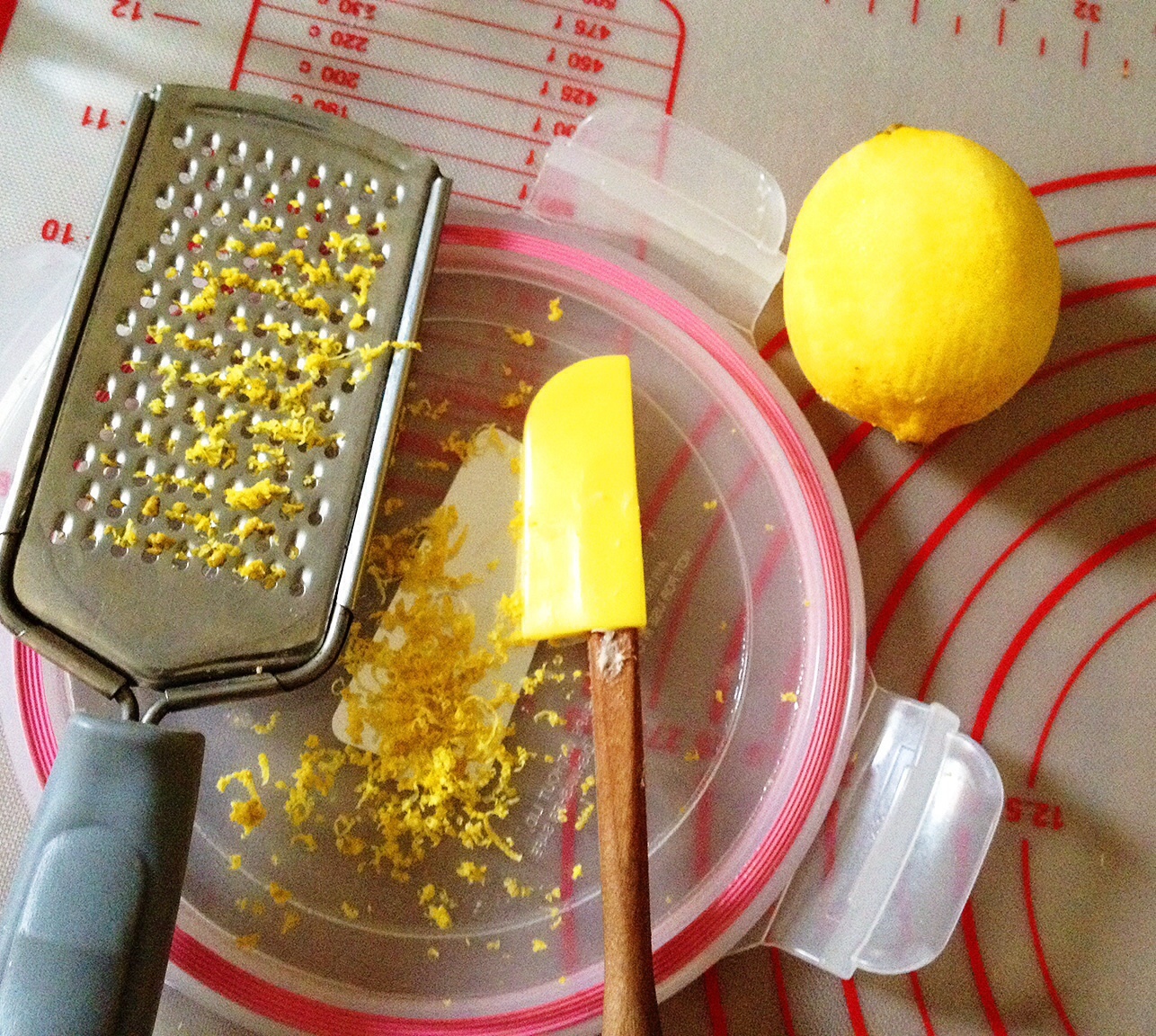 菠萝巧克力面包～17小时冷藏中种的做法 步骤4