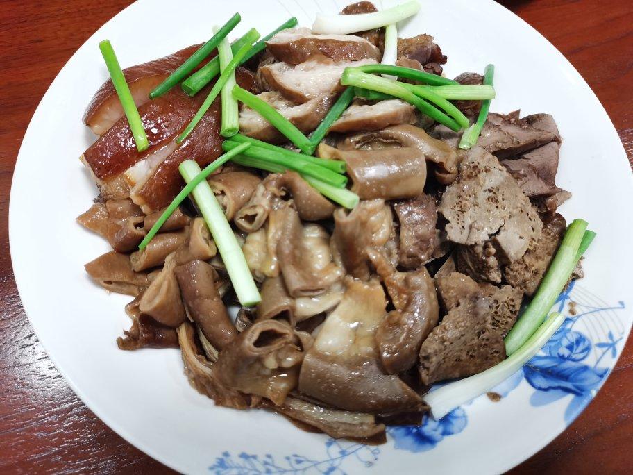 卤猪杂