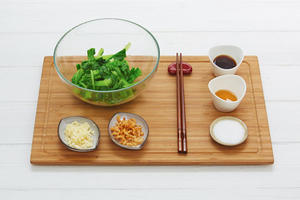 【春播主厨张朝辉】酥海米拌小白菜的做法 步骤4