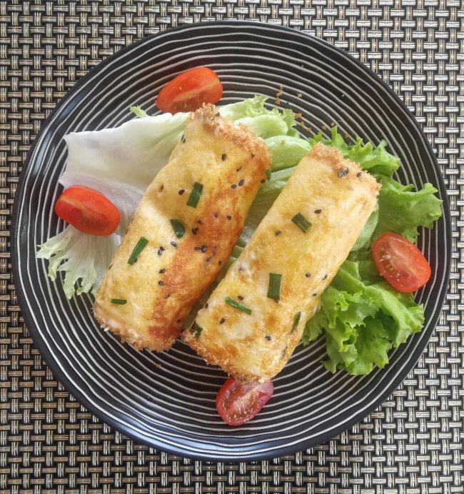 平底锅版～爆好吃的肉松吐司卷