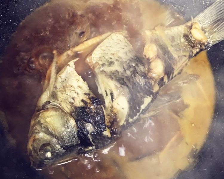 红烧鲫鱼的做法