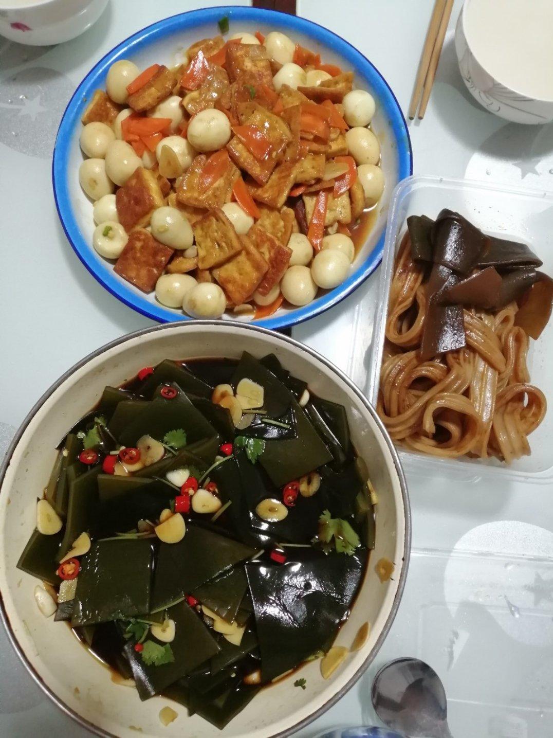 简单美味的酸辣海带块