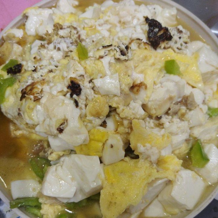 鸡蛋抱豆腐