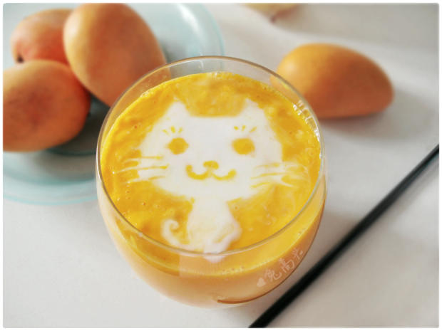 科学健康吸猫---芒果酸奶的做法