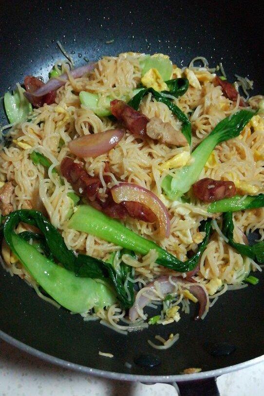 广东排挡风味炒米粉