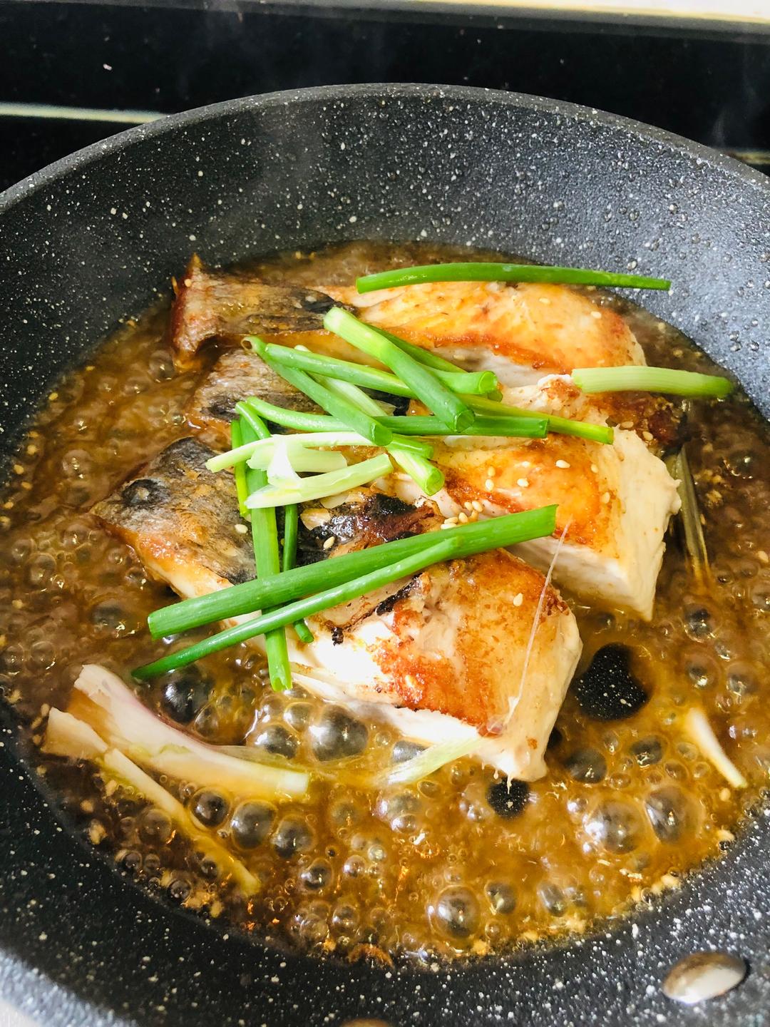 【零难度美味香煎皖鱼和豆腐汤的做法步骤图】啦咩_下厨房