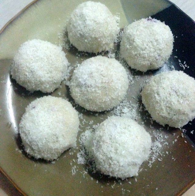 黑芝麻馅的棷蓉糥米糍