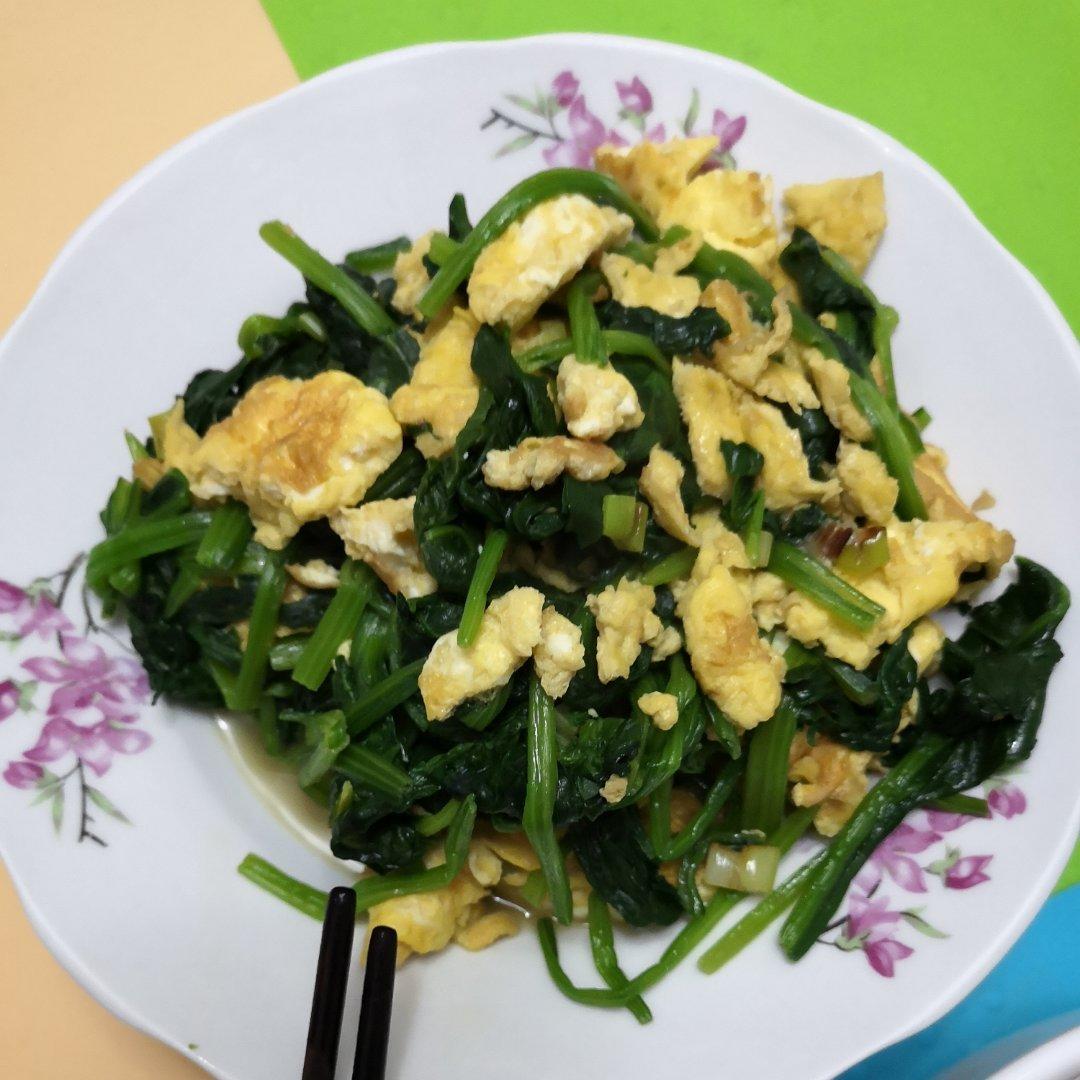 鸡蛋炒菠菜