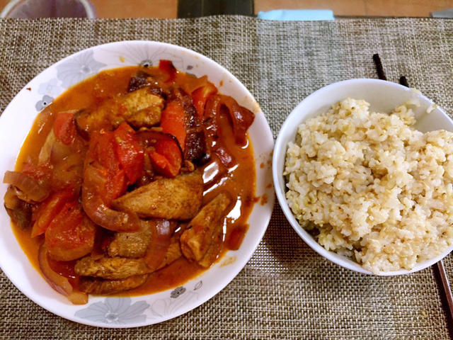 番茄炖鸡胸丨健康·三餐