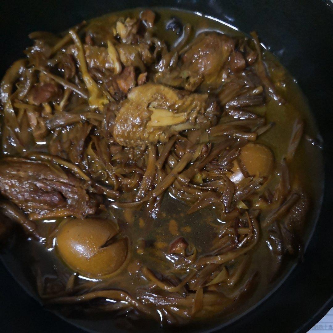 黄花菜炖肉