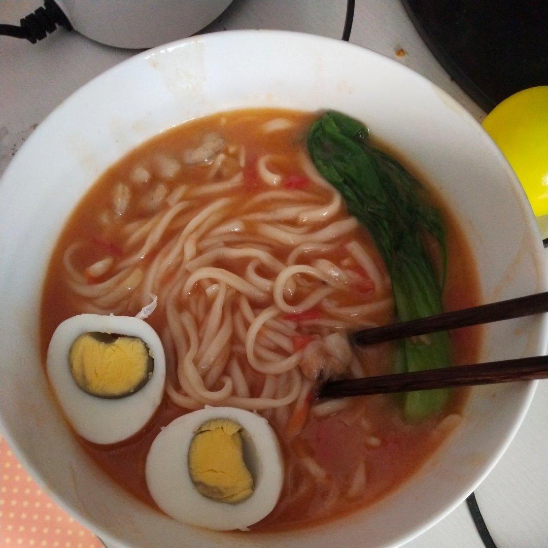 番茄虾仁热汤面